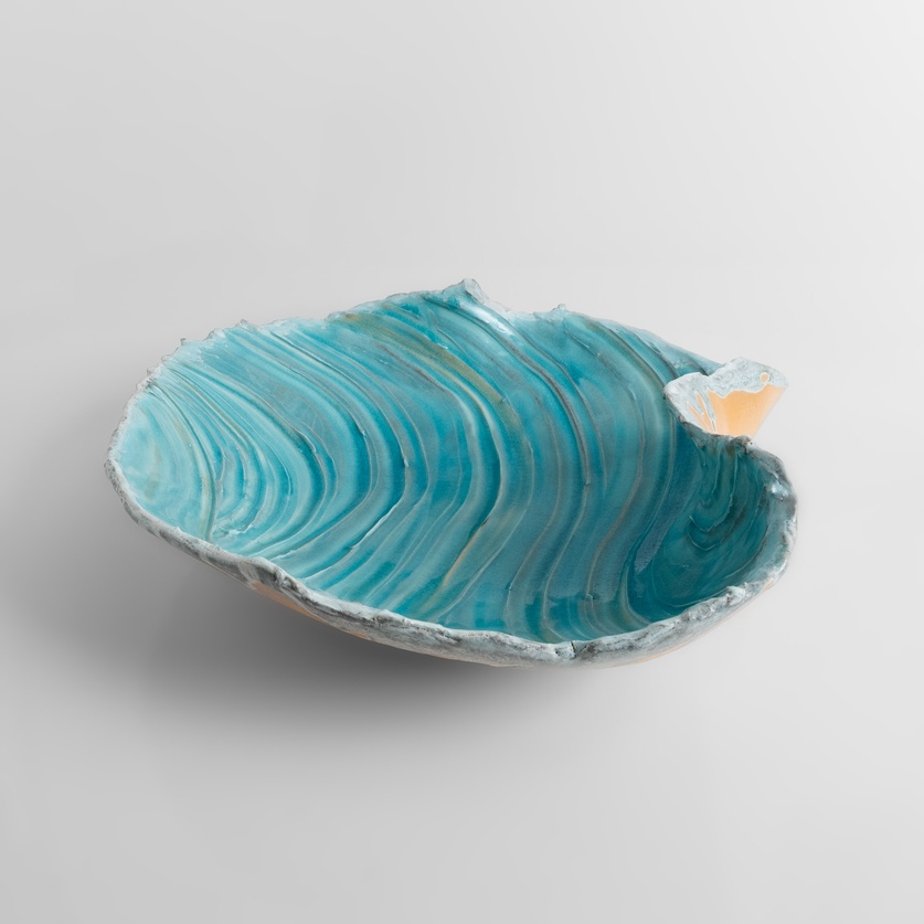 “Wave” platter