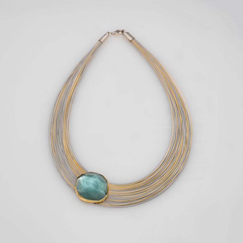 Enchanting necklace with green amethyst