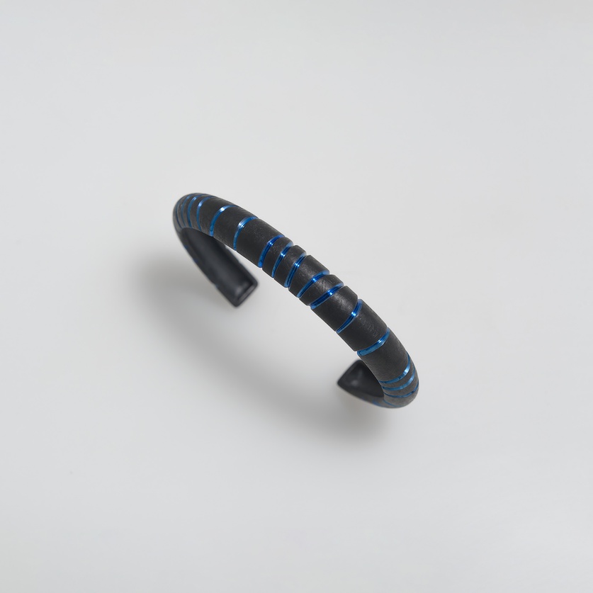 Beautiful Bracelet in Black & Blue Titanium