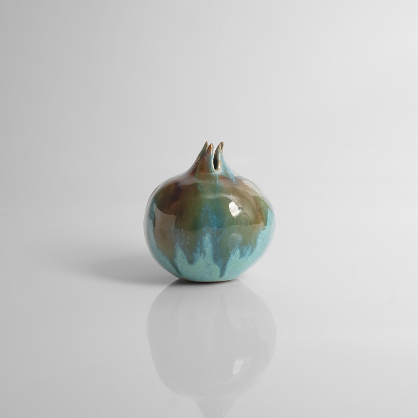 Turquoise-green glazed pomegranate (large size)