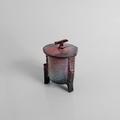 Ceramic tripod box with lid