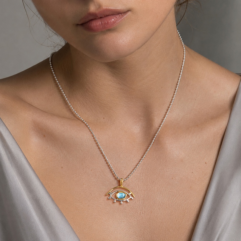 "Eye" Pendant with Aquamarine