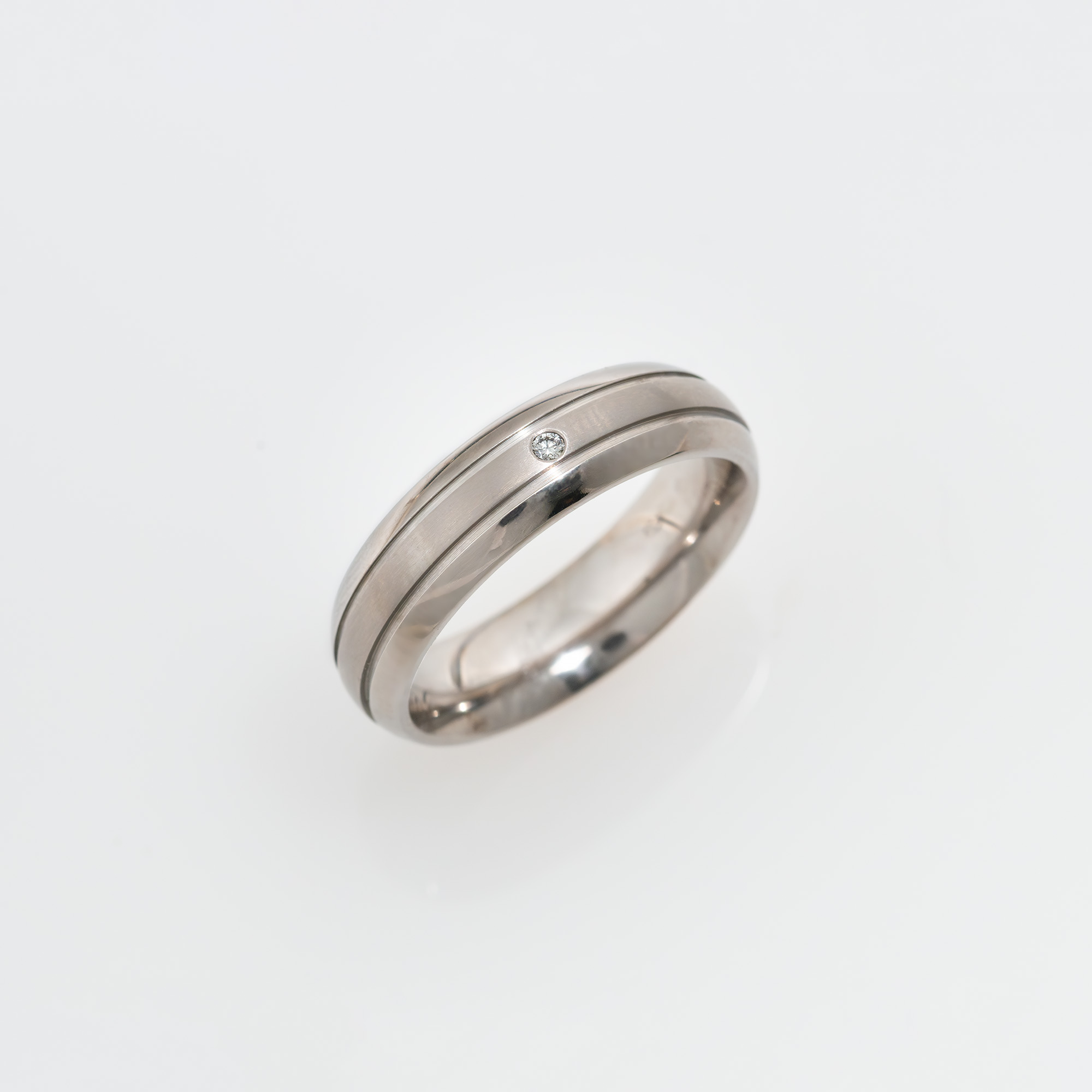 Titanium Wedding Ring With A Brilliant-Cut Diamond